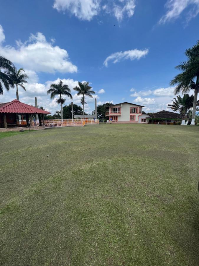Alojamiento Campestre Hawaii 몬테네그로 외부 사진